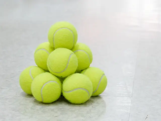 テニスボールひとつで簡単、今すぐ実践！自宅でできるメンテナンスをやってみよう！